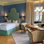 Kolbergarten 3*