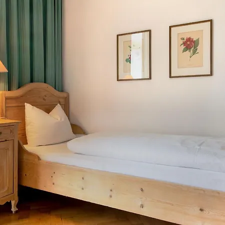 Kolbergarten Hotel 3*