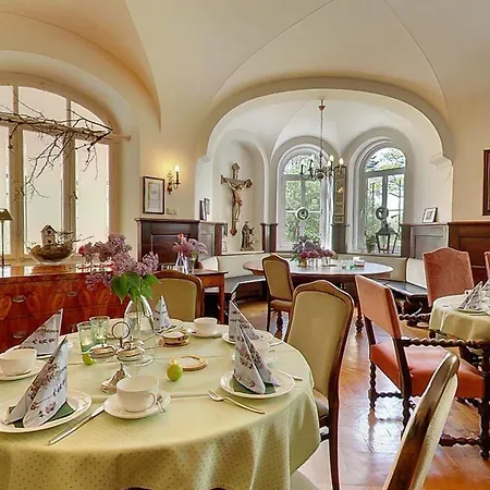 Hotel Kolbergarten 3*